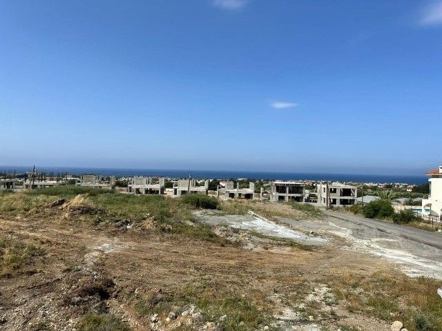 4+1 VILLEN ZUM VERKAUF IN GIRNE LAPTA, fußläufig zum Strand