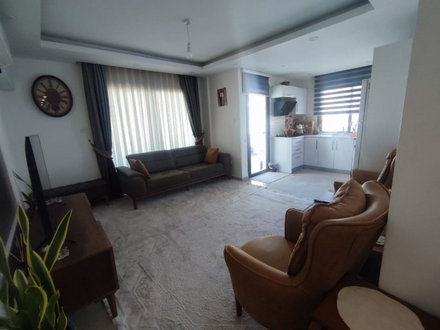 GİRNE ALSANCAK'TA SATILIK 2+1 DAİRE