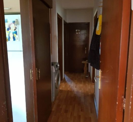 GİRNE MERKEZDE 3+1 SATILIK DAİRE