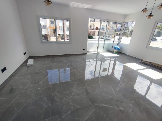 3+1 FLAT FOR SALE IN KYRENIA CENTER