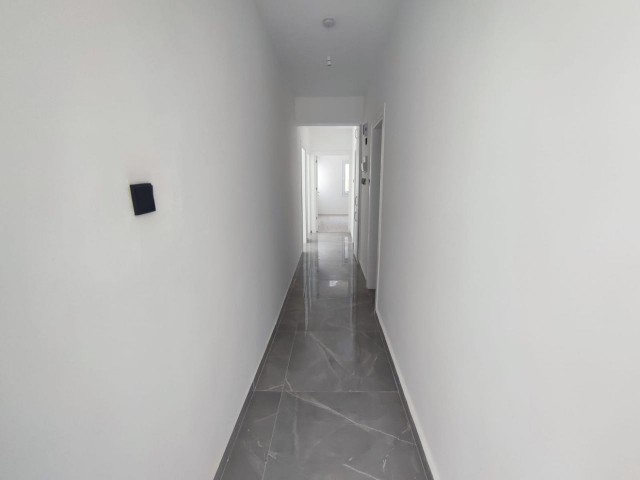 3+1 FLAT FOR SALE IN KYRENIA CENTER