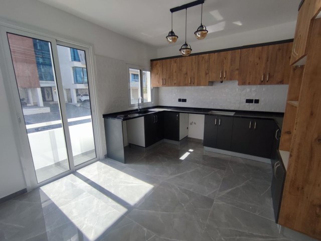 3+1 FLAT FOR SALE IN KYRENIA CENTER