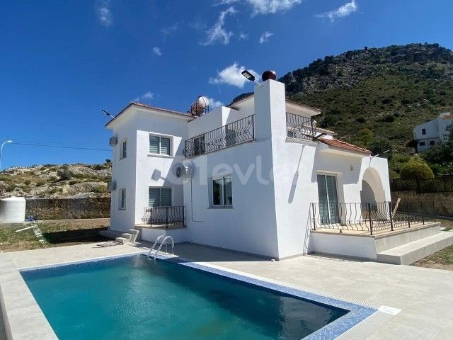 3+1 LUXURY VILLA FOR RENT IN GIRNE KARSIYAKA