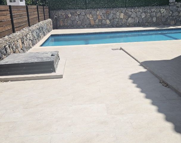 3+1 VILLA MIT PRIVATEM POOL ZU VERKAUFEN IN GIRNE LAPTA