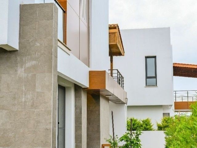 4+1 LUXUSVILLA ZUM VERKAUF IN ÇATALKÖY, GIRNE!!!