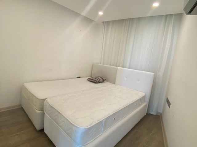 Kyrenia Zentrum 2 + 1 Wohnung Zu Vermieten ** 