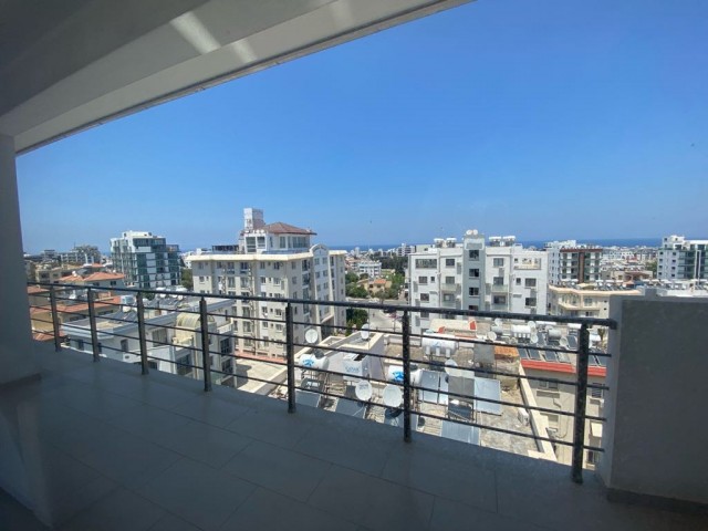 GİRNE MERKEZ ASLANLI VİLLA YAKINI 3+1 MÜKEMMEL MANZARALI PENTHOUSE DAİRE