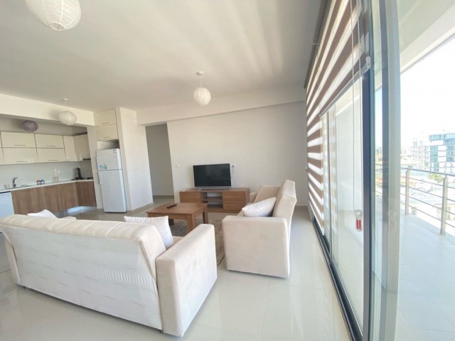 3+1 PENTHOUSE-WOHNUNG MIT AUSGEZEICHNETER AUSSICHT IN DER NÄHE DER ZENTRALEN ASLANLI VILLA IN KYRENIA ** 