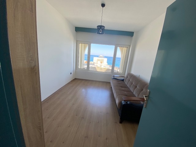 3+1 Wohnung Zu vermieten mit Blick auf das Meer ** 