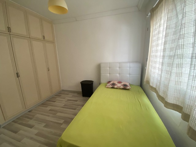 Kyrenia central 3+1 apartment for rent ** 