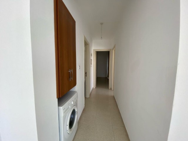 GİRNE MERKEZDE 2+1 KİRALIK DAİRE