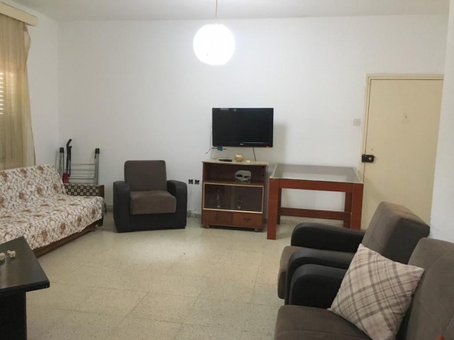 K.3 + 1 Air-Conditioned Apartment with Garden on the Ground Floor for Rent in Kaymaklı. ** 