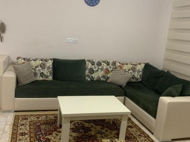 Mağusa şehir merkezinde kiralık 2+1 daire