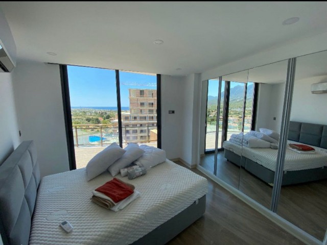 2+1 PENTHOUSE FOR RENT ON A SITE IN KYRENIA