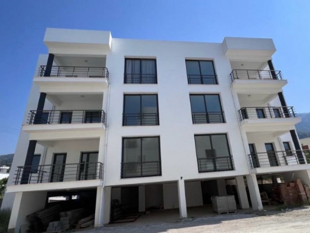 NEUE 3+1 WOHNUNG ZUM VERKAUF IN KYRENIA LAPTA