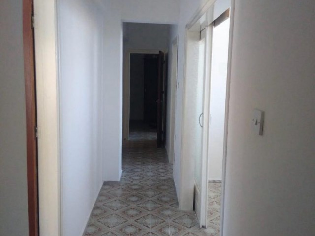 3+1 FLAT FOR SALE IN KYRENIA CENTER