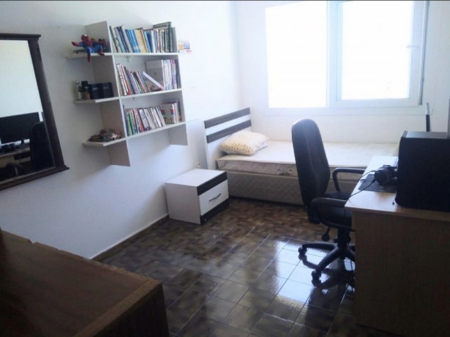 3+1 FLAT FOR SALE IN KYRENIA CENTER