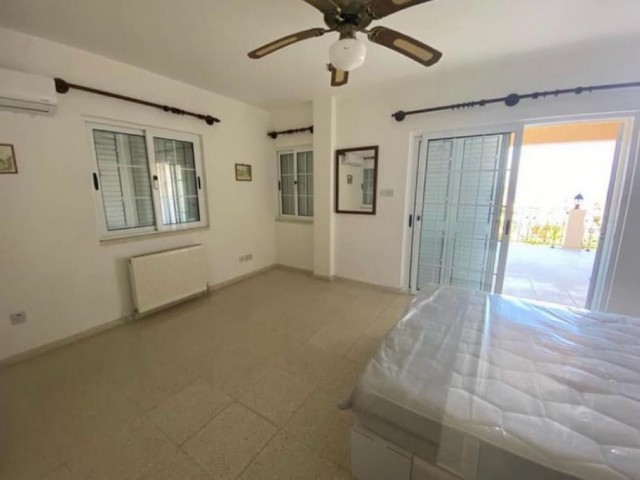 3+2 VILLA MIT POOL IN GIRNE OZANKÖY