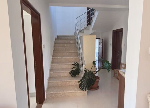 4+1 VILLA ZU VERMIETEN IN GIRNE KARAOĞLAN