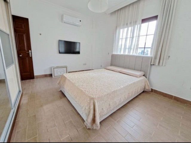 4+1 VILLA ZU VERMIETEN IN GIRNE KARAOĞLAN