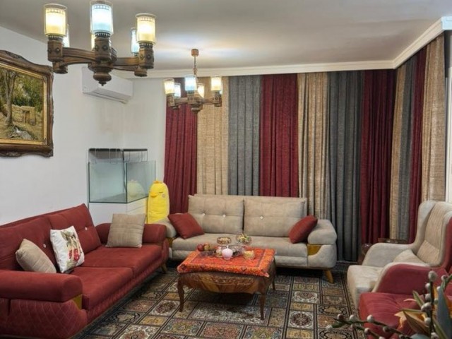 Flat For Sale in Girne Merkez, Kyrenia