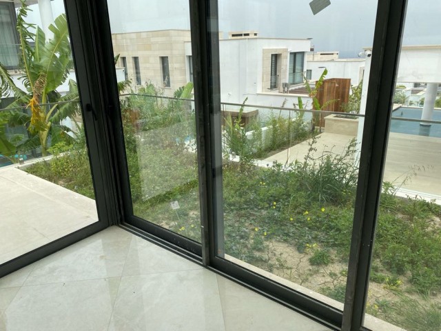 4+1 VILLA FOR SALE IN KYRENIA CENTER