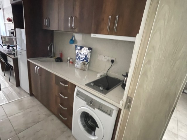 STUDIO FLAT IN A BUILDING WITH ELEVATOR IN FAMAGUSTA CENTER, 10 MINUTES WALKING DISTANCE TO EMU WITH EARLY REGISTRATION DISCOUNTED PRICES FROM JULY TO JULY OR SEPTEMBER TO JULY (WATER, INTERNET DUE, WEEKLY FLAT CLEANING INCLUDED IN THE PRICE) ❕❕