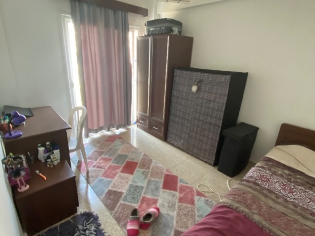 2+1 FLAT TO RENT FROM JULY TO JULY WITH EARLY REGISTRATION DISCOUNTED PRICES IN FAMAGUSTA KALİLAND REGION, 10 MINUTES TO EMU, 2 MINUTES WALKING DISTANCE TO THE STATION (WATER AND INTERNET DUE INCLUDED IN THE PRICE) ❕❕