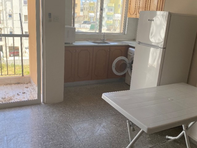 2+1 FLAT FOR RENT IN FAMAGUSTA KALILAND AREA, NEXT TO THE STATION, 15 MINUTES WALKING DISTANCE TO EMU, WATER, INTERNET AND DUE DUE INCLUDED IN THE PRICE