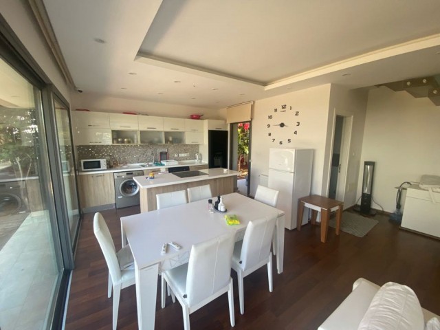 VILLA WITH POOL FOR URGENT SALE IN GIRNE KARAOĞLAN