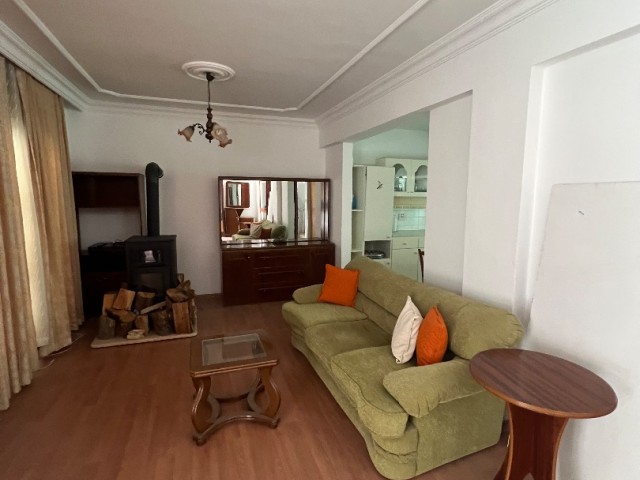 Flat To Rent in Mağusa Merkez, Famagusta