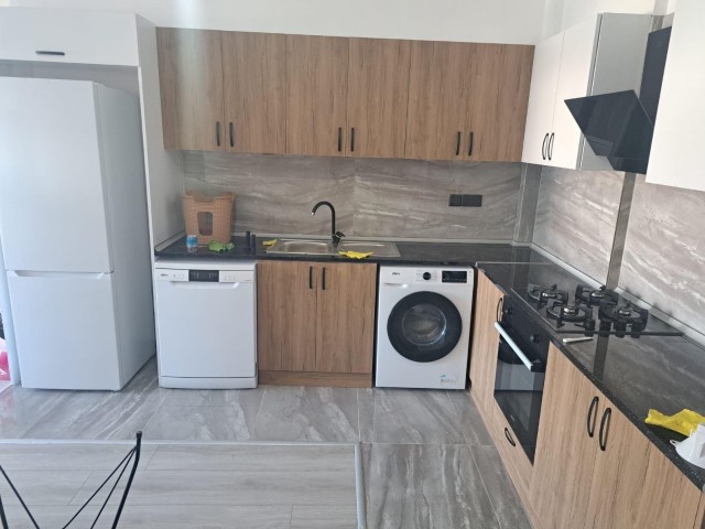 FULLY FURNISHED 2+1 FLAT FOR SALE IN A 1-YEAR-OLD BUILDING IN FAMAGUSTA ÇANAKKALE REGION.