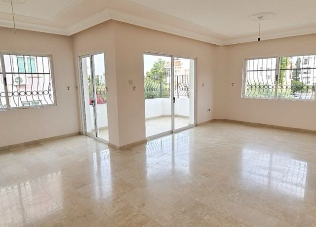 Flat For Sale in Girne Merkez, Kyrenia