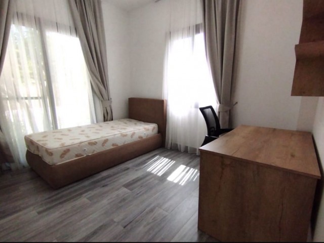 3+2 FOR SALE IN KYRENIA CENTRAL ZEYTİNLİK AREA