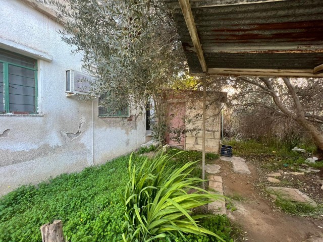 Famagusta Gülseren 3+1 Erdgeschosswohnung zu verkaufen