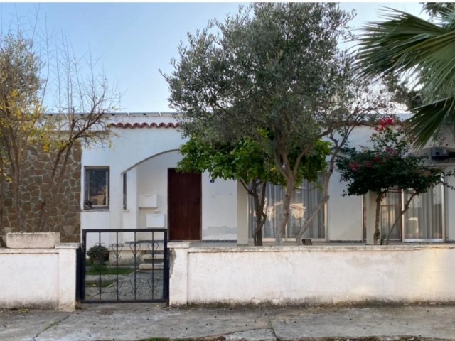 Detached House To Rent in Yeni Boğaziçi, Famagusta