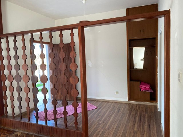 Detached House To Rent in Yeni Boğaziçi, Famagusta