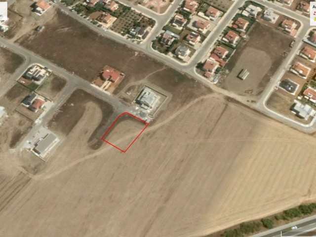 793 m² Land Suitable for Villa Construction in Famagusta Tuzla Region