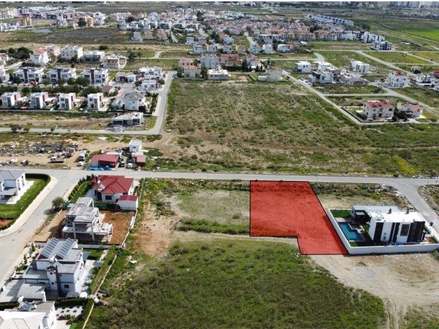 GRUNDSTÜCK GEEIGNET FÜR DEN BAU EINES FREISTEHENDEN HAUSES IN TUZLA, FAMAGUSTA