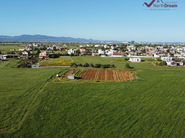 (Investitionsmöglichkeit!) 2 Acres zu verkaufen in Mormenekşe Village