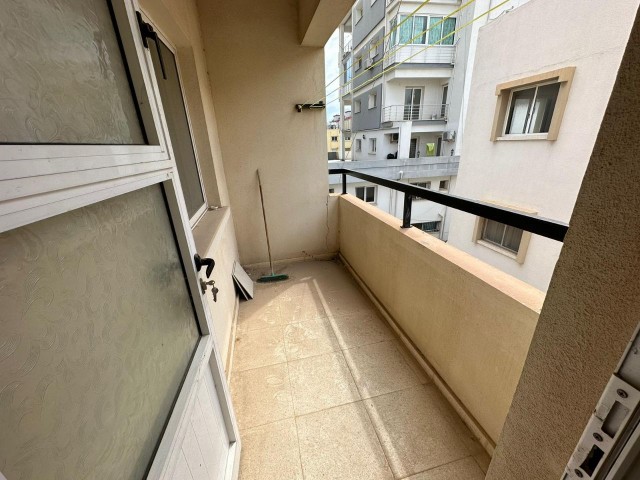 ZU VERMIETEN 3+1 WOHNUNG IN GÜLSEREN, FAMAGUSTA