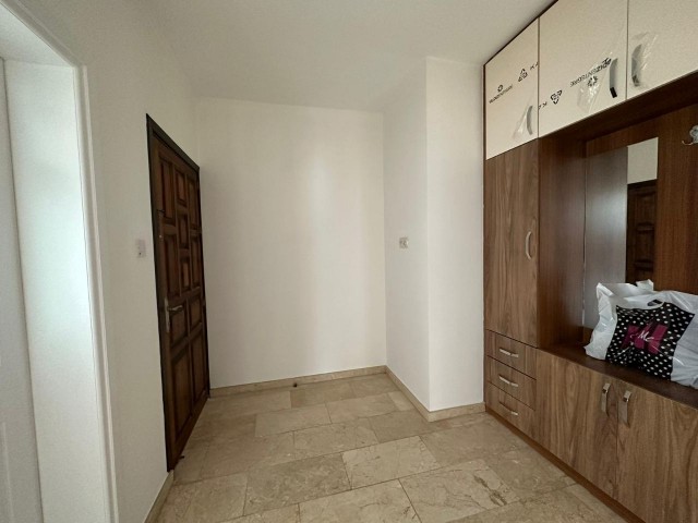 Famagusta Gulseren 3+1 Zu verkaufen Wohnung