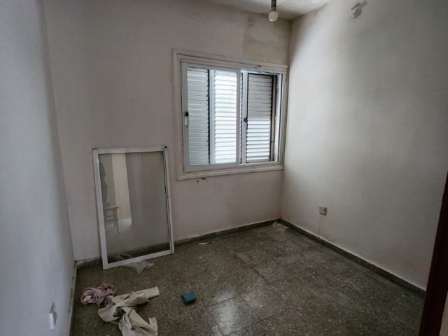 HOUSE FOR SALE IN GAZİMAĞUSA CENTER