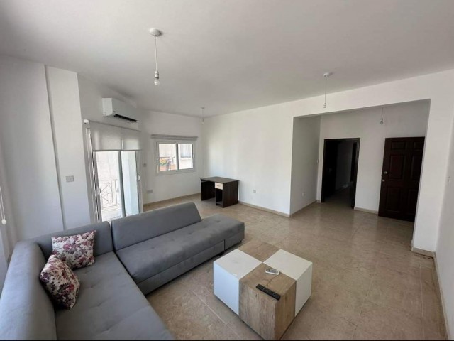 3+1 FLAT FOR SALE IN GAZİMAĞUSA KARAKOL