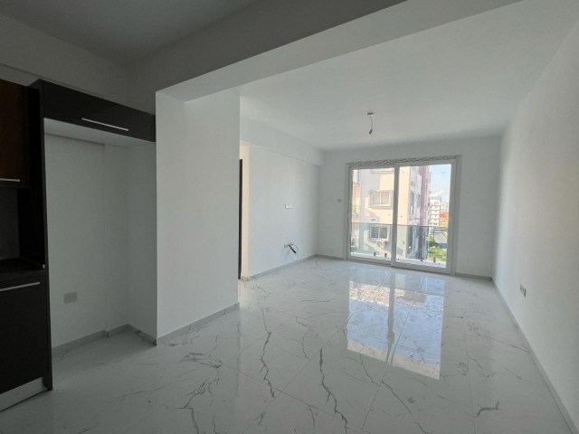  2+1 ANDFLATS FOR SALE IN GAZİMAĞUSA CANAKKALE DELIVERED AFTER 5 MONTHS