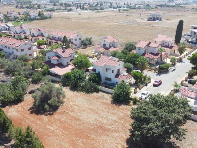 PERFECT LOCATION İSKELE BAHÇELER 3+1 VILLA FOR SALE