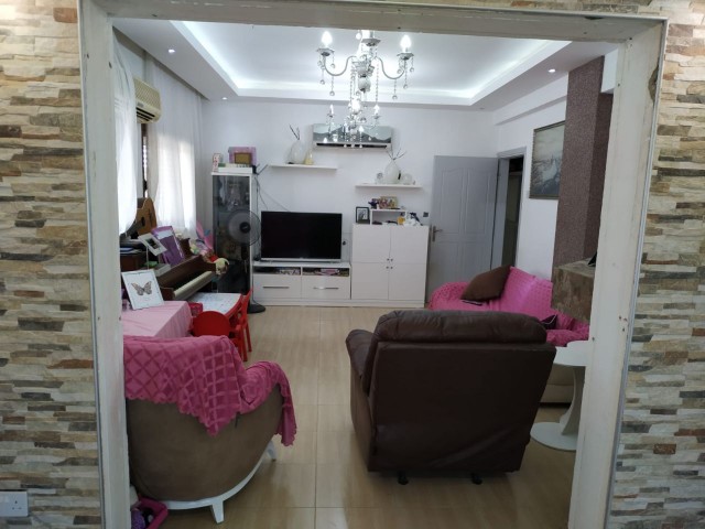 3+2 DETACHED HOUSE IN PERFECT LOCATION IN GAZİMAĞUSA YENİBOĞAZİÇ