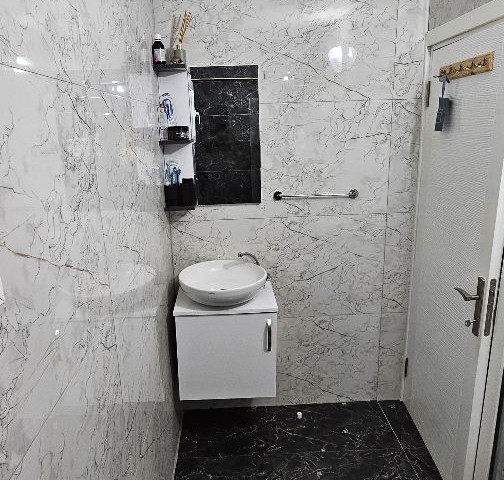 GAZİMAĞUSA ÇANAKKALE SATILIK  1+1 DAİRE