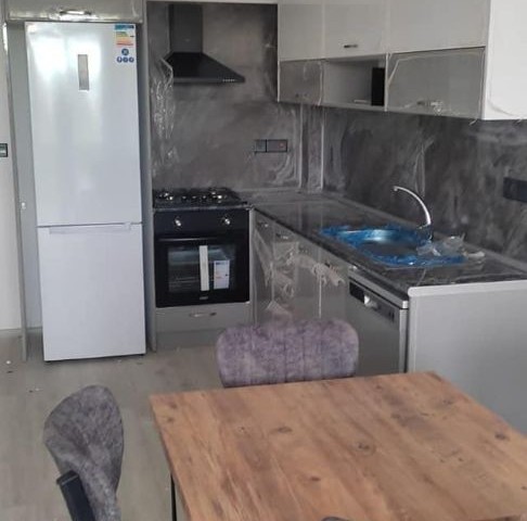 FAMAGUSTA ÇANAKKALE MÖBLIERTE 1+1 NEUE WOHNUNG ZU VERMIETEN