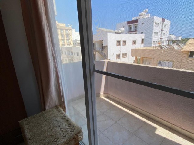 FAMAGUSTA TEKANT FURNISHED 2+1 FLAT FOR RENT